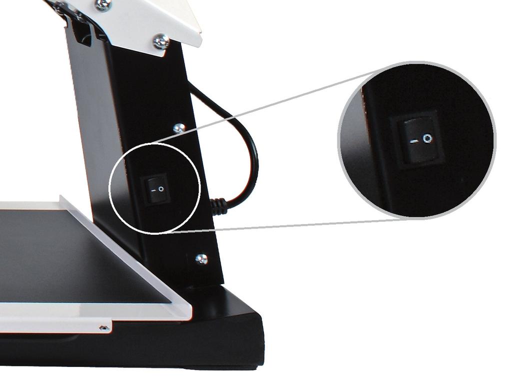 Ensure that the i-see is placed at a minimal distance of 10 cm / 4 inches from the edge of the table. The control interface contains all the controls of the i-see.