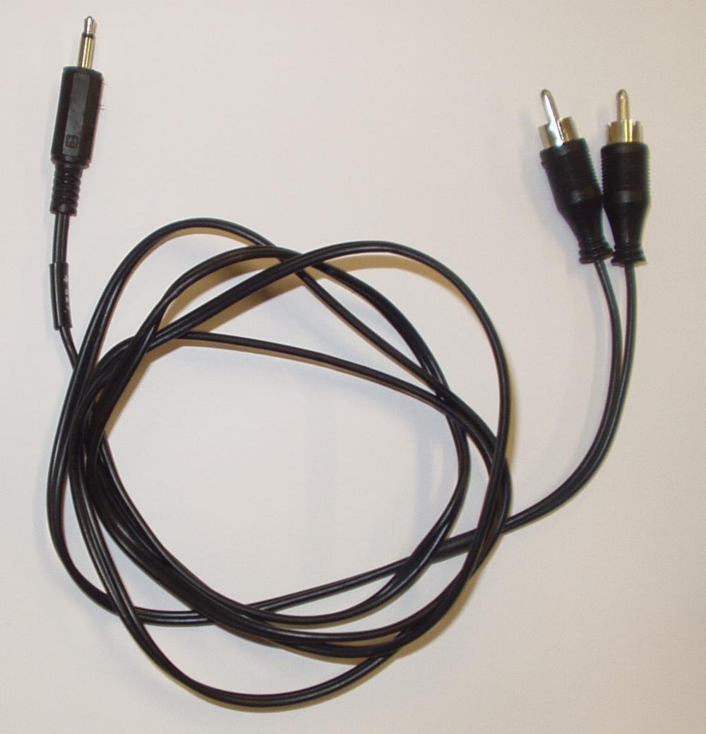 20 Acoustica User Guide A connection cable with RCA connectors on one end and a mini jack connector on the other.
