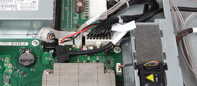 Power supply Installing the additional fan module Figure 45: Removing the