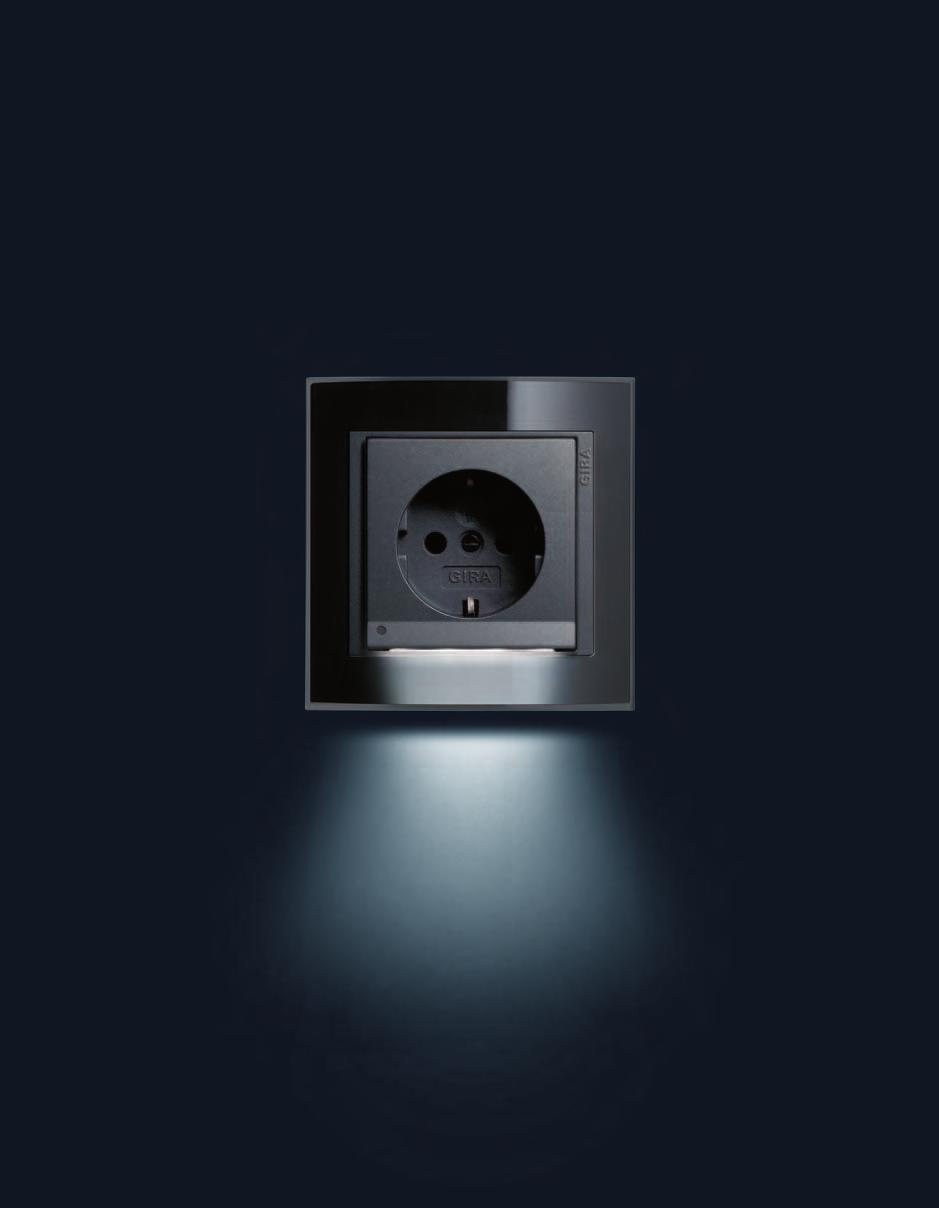 Gira SCHUKO socket outlet with LED orientation light, Gira Event Clear, black / anthracite Orientation in darkness: the Gira SCHUKO socket outlet with LED orientation light projects a corridor of