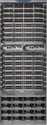 Very Large Edge-Core/End-of-Row Design Very Large Edge/Core/Edge (4608 End Device Ports per Fabric) Traditional Core-Edge design Is ideal for very large centralized services and consistent hostdisk