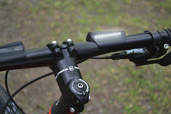 Suitable for every type of bicycle, the handlebars combine powerful headlights for road visibility with GPS, which allows for both turn-by-turn navigation and anti-theft capabilities.