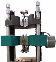 CROSSHEAD OPTIONS A number of options are available to best suit the needs of your application, including: Closed This is the most common, and simplest, option on lower capacity