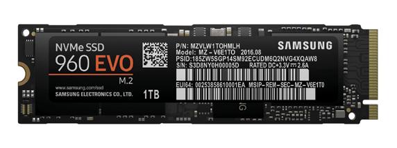 Samsung NVMe SSD Lineup Samsung accelerated the NVMe era in 215 with the launch of the 95 PRO and continues to accelerate the innovation to address the evolving PC environment across laptops and