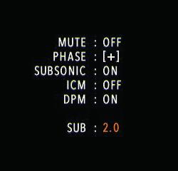 MUTE: mutes the outputs selected in Le configurateur. ON means no audio. PHASE: Allows to invert the output signal.