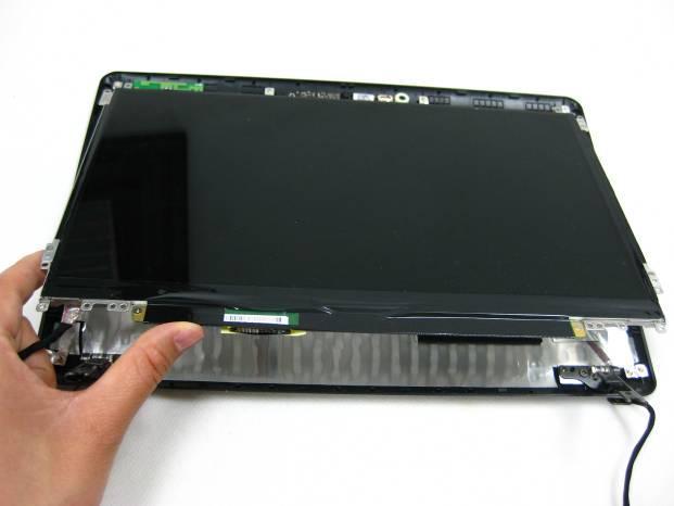 7. Assemble the LCD panel on the LCD