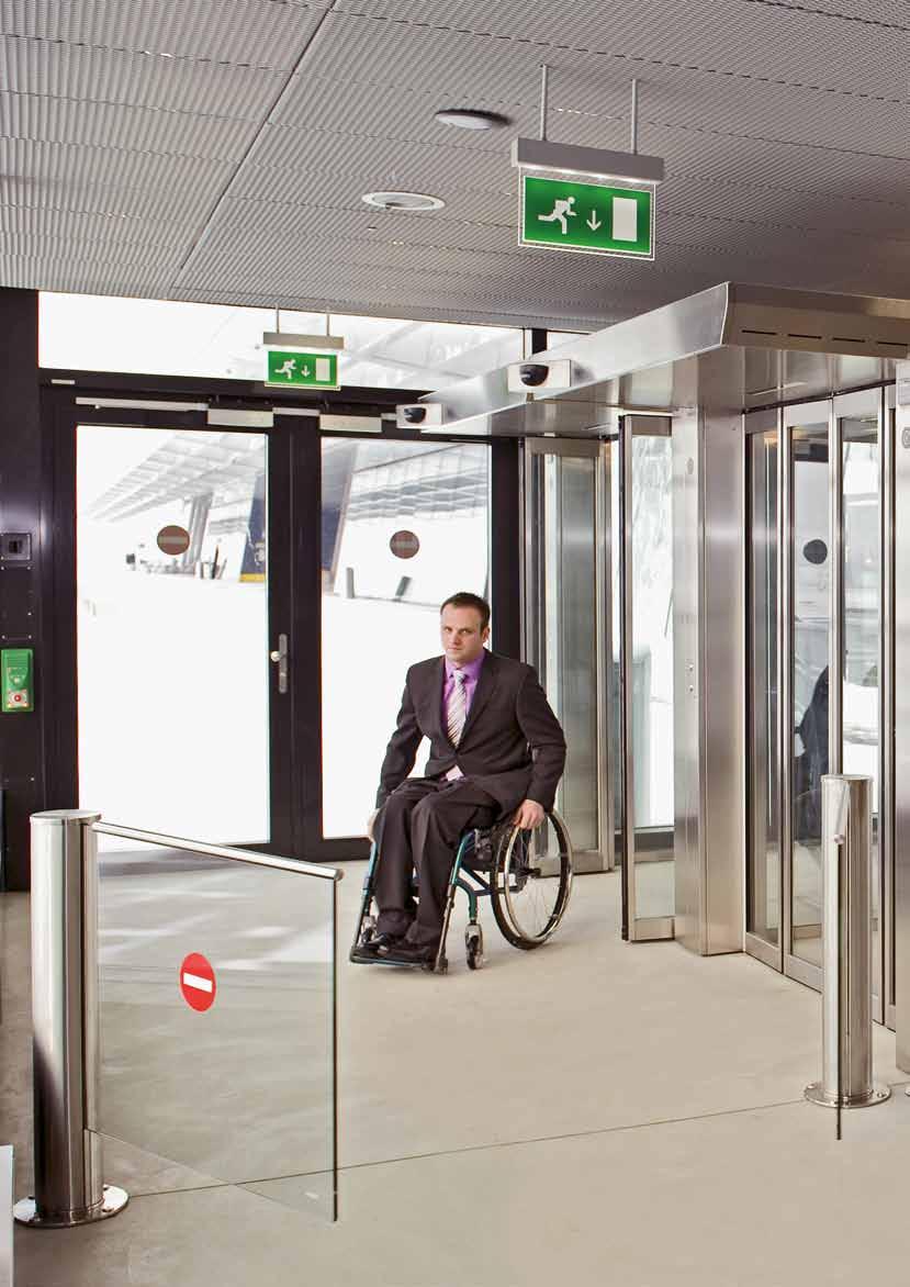 Adaptable design «The use of suitably-designed swing doors, personal guiding bars and card reader posts allows us to