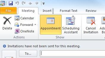 Scheduling Assistant for Meetings Outlook 2010 Calendar The Scheduling Assistant helps you find the best time for your meeting. 1.