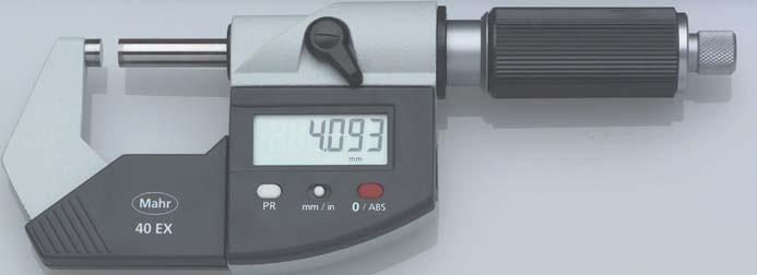 numerical value) DATA (Data transmission via connection cable) Capacitive measuring system, life of battery approx.