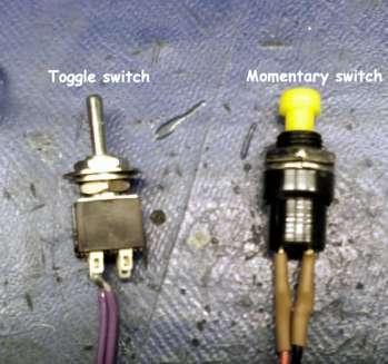 Switch type Jumper setting Momentary 2-3 Toggle/latching 1-2 An example of the two types of switch is shown here: An ATX case normally has a momentary switch.