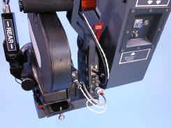 own, and use of the "Speed-Base" may cause an incompatibility. The Servo Motor(s) will not reach the lens with the "Speed-Base" attached. 3.