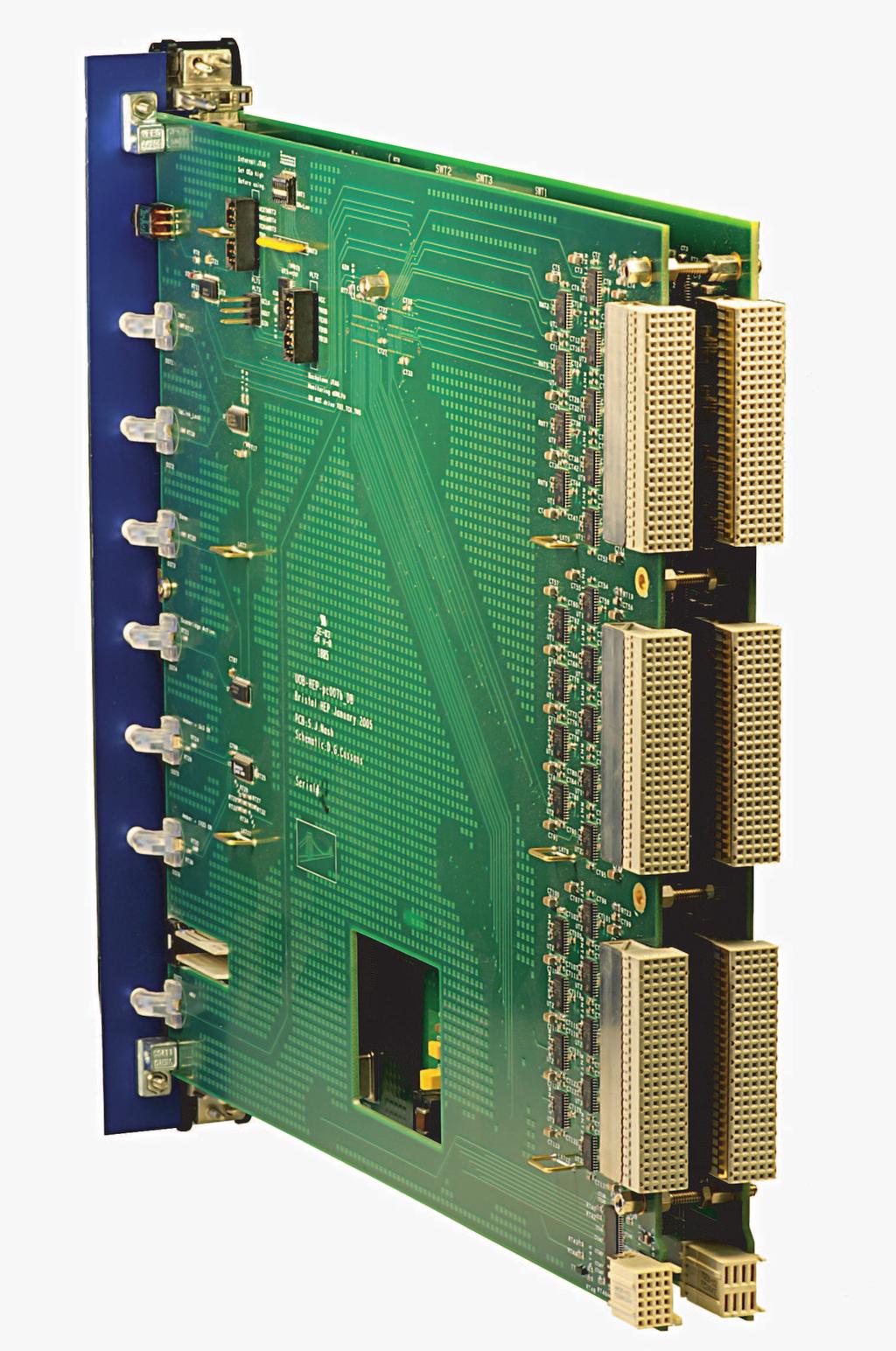 This FPGA also incorporates the routing of data to twelve output serial links. The output data are sent through six Infiniband X connectors on the front panel.