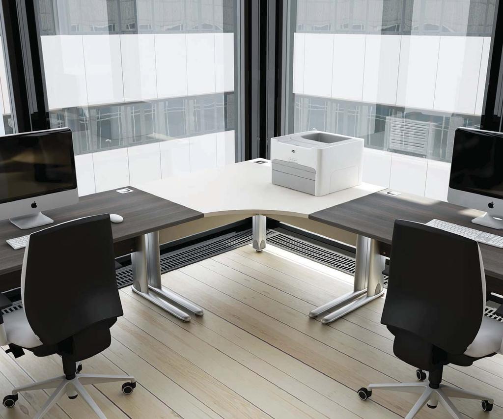 Square Linking Panel Linking desking together in either a 2 way configuration (shown) or 3 / 4 way Linking Workstation Linking workstations provide a larger worksurface