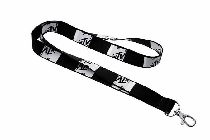 3 Safety break 24 hours: +30% Confirmation of the project by: 11am 48 hours: +15% Safety break Plastic buckle ~51cm ~40cm Make this lanyard double layer sew on the bottom material