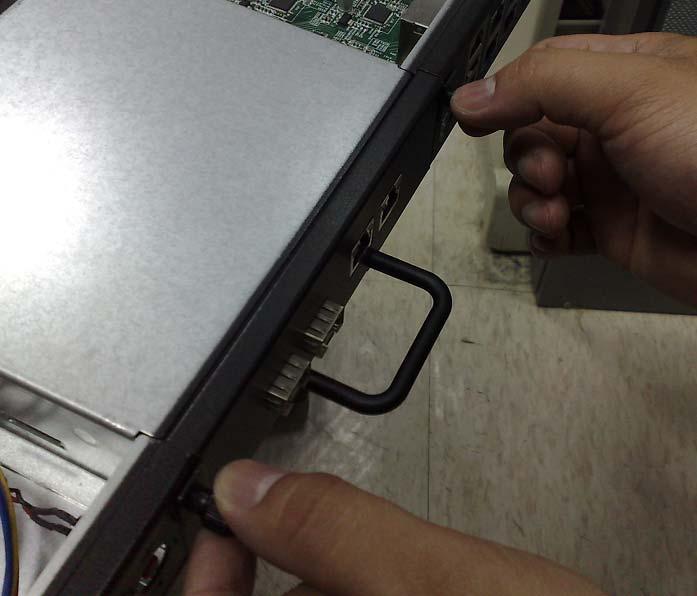 2. Remove the dummy bracket (default for AR-R5700) out from the PCI-E slot via unlock the screws on the front-side of chassis, as shown in Fig-08.