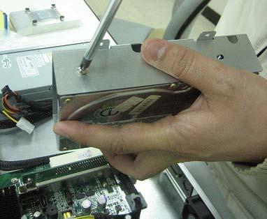 2. Procedure of Assembly/Disassembly 2-1 Installing the 2.5 /3.5 Hard Disk Drive (HDD) The following are step-by-step installation. 1. Remove the AC-power via un-plug the power cord of AR-R5700. 2. Unlock the two screw-nuts on top-edge to remove the top-cover out from AR-R5700, as Fig-01.