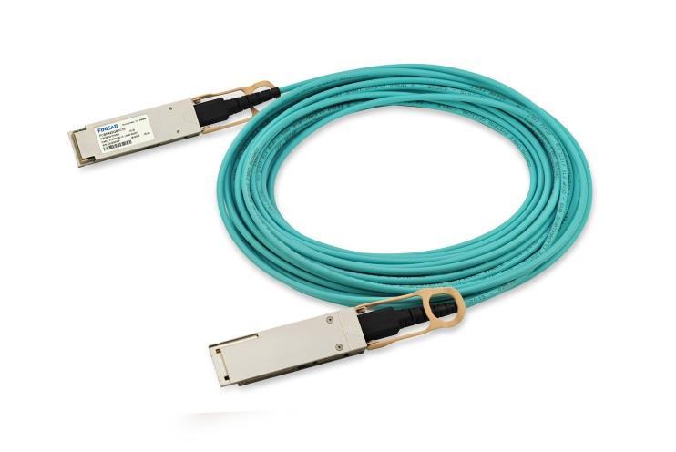 Product Specification 100G Quadwire EDR QSFP28 Active Optical Cable FCBN425QB1Cxx PRODUCT FEATURES Four-channel full-duplex active optical cable Multirate capability: 10 Gb/s to 28 Gb/s per channel