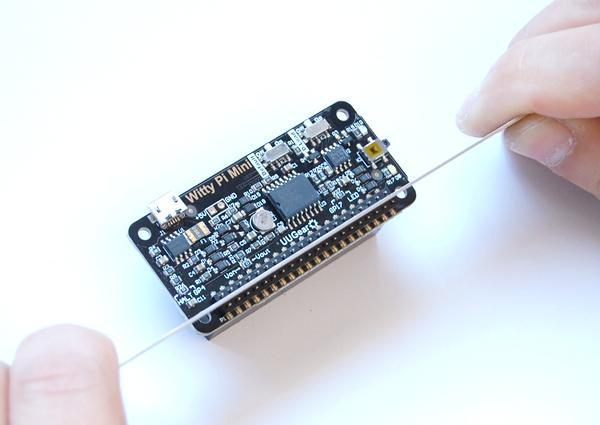 similar) between the two rows of pins and push Witty Pi Mini until it reaches the plastic of the stacking header, as shown in figure below: After mounting Witty
