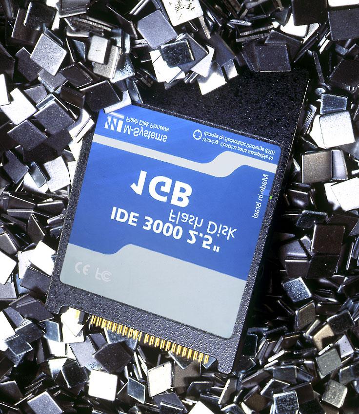 Scope This product specification defines the performance, design, manufacturing and acceptance requirements of the IDE 3000 2.5 flash disk. Features The IDE 3000 2.