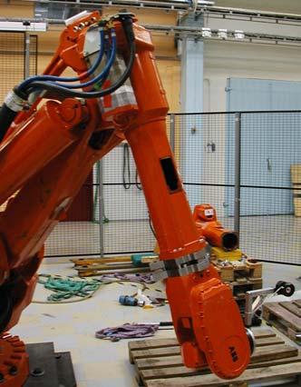Prototype Wrist Plate Mounting Tests at ABB Robotics Västerås, Sweden July 2001: Tested existing coupling as well as
