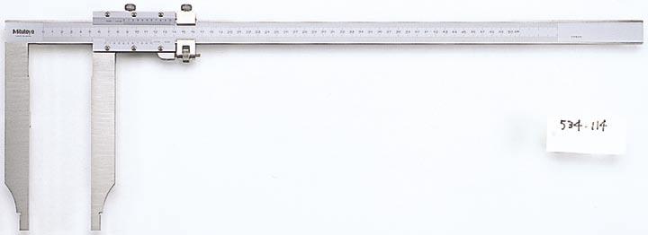 Long Jaw Vernier Caliper SERIES 534 Long jaws for measuring hard-to-reach portions. 534-110 534-114 Graduation: Refer to the list of specifications.