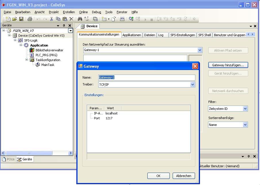The communication path (Gateway) to the HMI is defined in the "Communication Settings" tab.