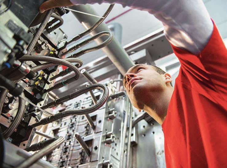 14 Certified safety for protecting man, machine, and work pieces The extremely short response times of the large electric drives from Rexroth are proof of what modern safety technology can