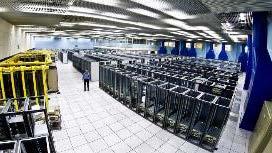 Policy: Servers in CERN IT shall be virtual http://goo.
