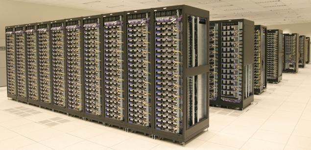 Internet-scale Challenges Lots of servers,