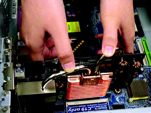 To avoid system instability, do not touch the graphics card when it is runnnig. English 2.