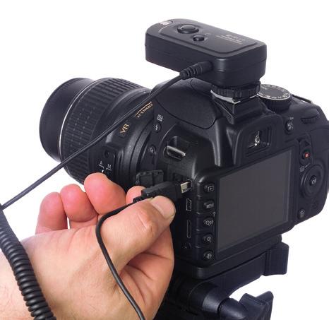 If your camera s hot shoe is in use, you can use an accessory shoe to attach the Receiver to your camera, tripod, or