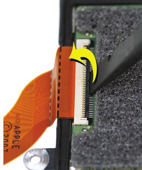 Use extreme care when opening and closing the connectors.