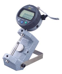 ABS Digimatic Bench Gage 40 The support plate allows easy reading by tilting the anvil.