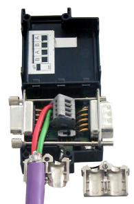 The line termination resistance integrated in the bus cable can be connected via a switch. This is required at both ends of a network.