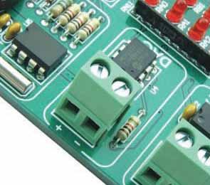 UNI-DS3 Development System 15 A digital-to-analog converter is a module used to convert a digital code into an analog voltage signal.