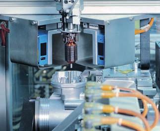 The trend is towards increasingly compact machines in electronic production and in the automation of handling and assembly.