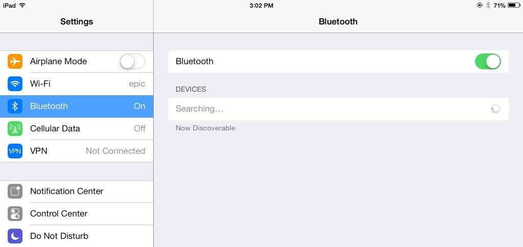 BLUETOOTH SETTING Activate Bluetooth. Bluetooth allows the ipads to talk to each other.