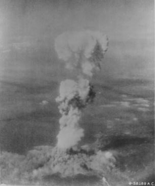 height of the mushroom cloud that formed after the A-bomb explosion at Hiroshima has been a controversial issue for many years.