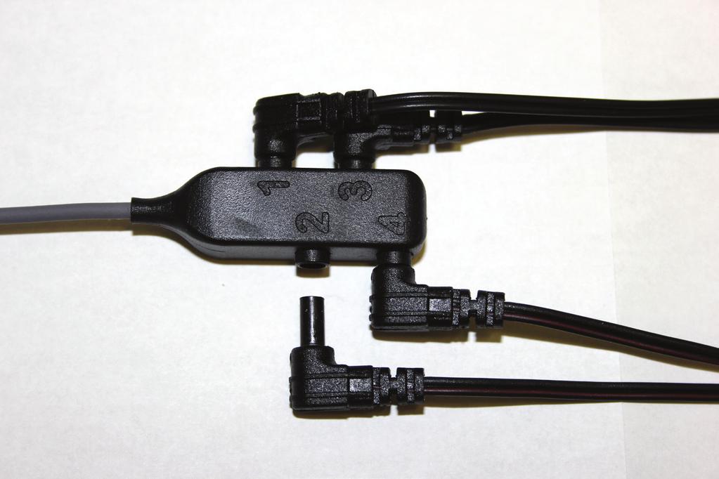 Figure 9. Mating the FSR membrane connectors to the sensor connector head. Ensure that the barrels are fully inserted.