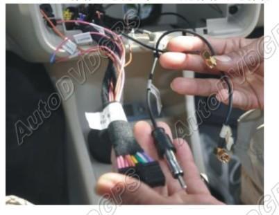 19. Connect the specialized car DVD GPS unit s plug and