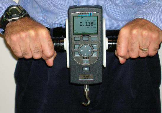 Test Stand Operation When using the DF II Series gauge with a Chatillon tester, make sure that the gauge is secured to the tester with the proper adapter if required.