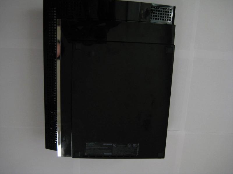 Step 1 PlayStation 3 Teardown There she is, one of the two original PS3 models available at launch (60GB).