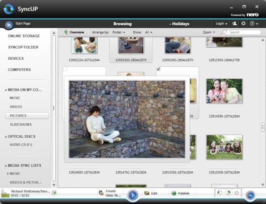 8 Pictures Below the upper task bar of the main window, sorting and searching options are additionally displayed.