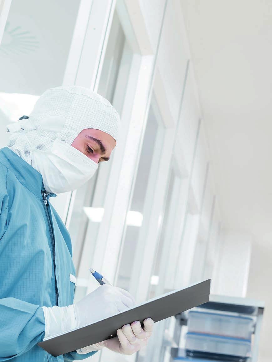 ELECTRONICS AND SEMICONDUCTORS Wall systems Ceiling systems Door systems Our ceiling systems offer an individually adjusted contamination control for all cleanroom classes.