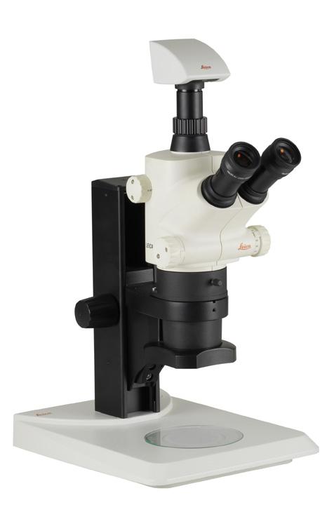 The microscope also recognizes the contrast method used and automatically adjusts all settings accordingly.