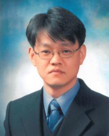 D. degree in 1989, all in Computer Science from University of NY at Albany. He worked for Samsung Electronics and Hyundai Electronics for 1990-1995 and 1995-1998, respectively.