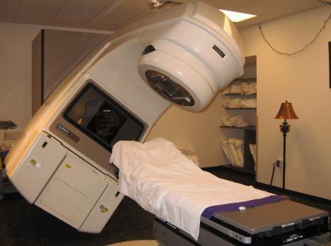 Therac 25 Image source: http://idg.bg/test/cwd/2008/7/14/21367-radiation_therapy.