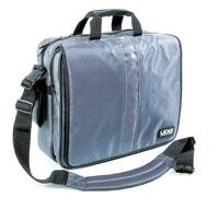 The CourierBag Deluxe 17 is build with firmness in mind and can be combined with an UDG Trolley.