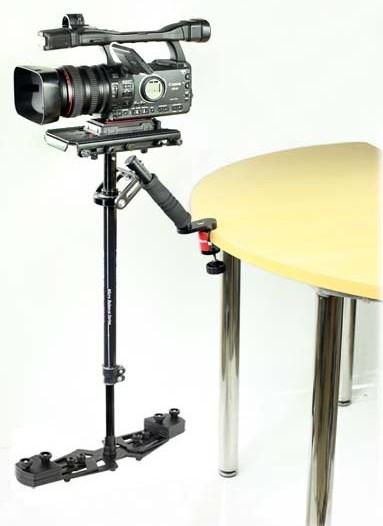 FLYCAM GALAXY ARM & VEST WITH HD-3000 STABILIZATION SYSTEM 5 If you