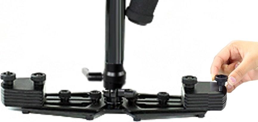 counter act and maintain proper balance. Total weight fixed to the base platform should be equal to the weight of your camera plus the head and any accessories.